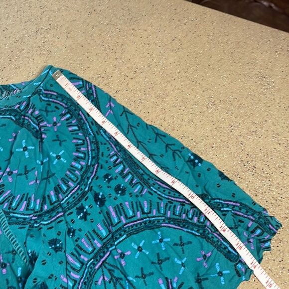 AVA & VIV teal swirl print cropped flutter sleeve top with embroidered trim 2X - Picture 14 of 14